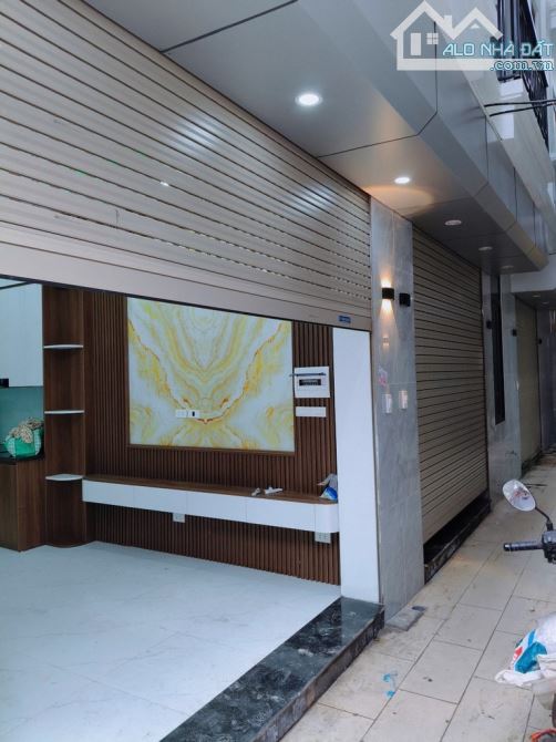 Bán nhà an Khánh nhà đẹp ở ngay 32m2 5 tỉ - 1