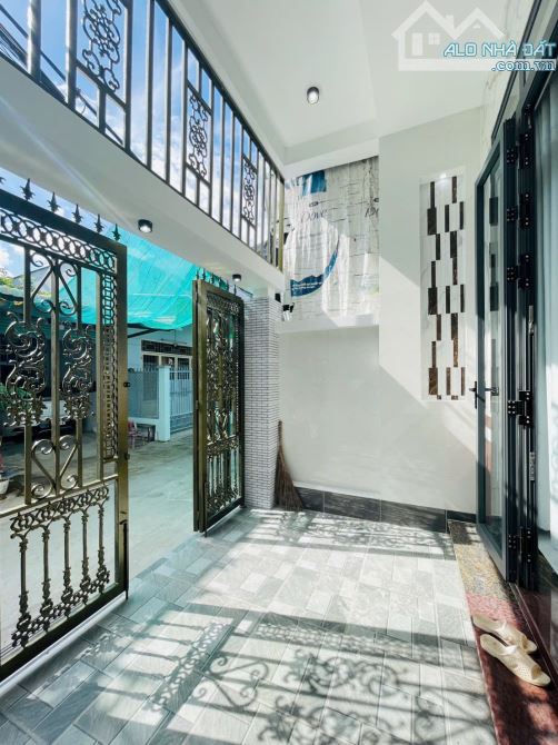 Nhà 1 trệt 1 lầu hẻm 359 Trần Quang Diệu 4m x 15m hoàn công lộ 4m - 1