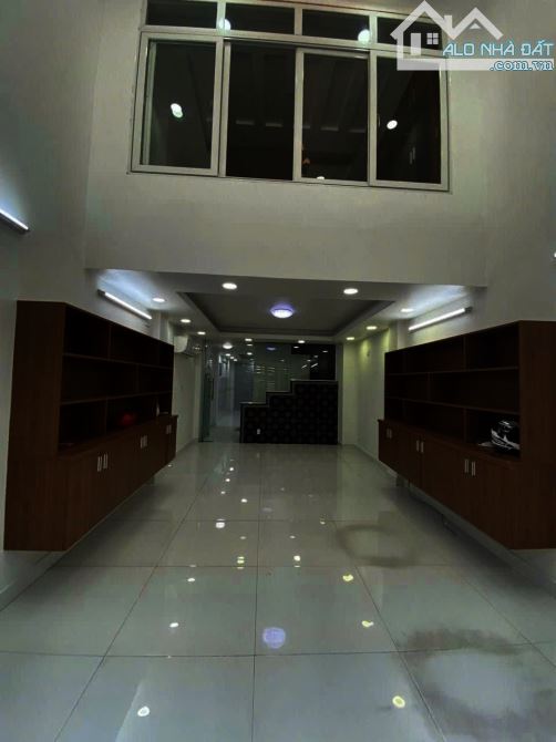Gấp! Nhà 60m² giá 3 tỷ 350 Chu Văn An, Bình Thạnh. Hẻm ô tô 6m, xây 1 trệt 2 lầu - 1