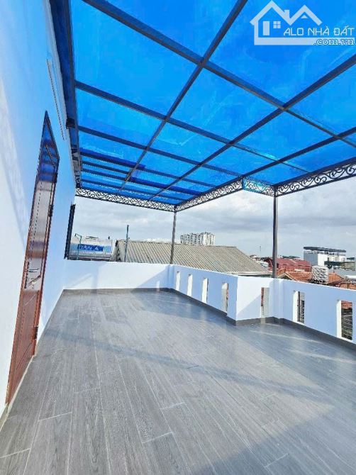 CĐT  Xây Tâm Huyết 5 tầng/50m2/6.45 tỷ- TT Phúc Lợi - Lonh Biên - 1