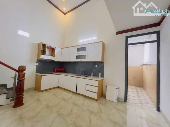 BÁN NHÀ MÊ LỬNG MẶT TIỀN PHẠM VĂN ĐỒNG  - KINH DOANH TỐT- KHÔNG VƯỚNG CON LƯƠNG - 1
