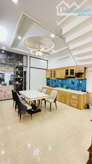 Đường Trần Thị Năm, Quận 12, hẻm 6m, 4.5x15m, 5 Tầng, 5.x tỷ - 3