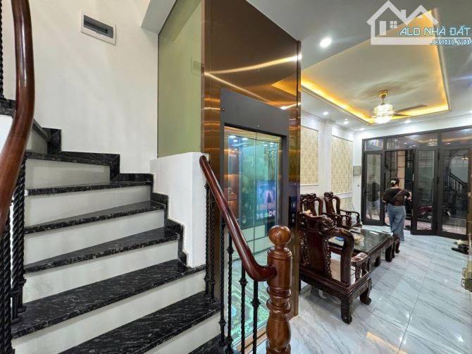 Bán nhà phố Trần Thái Tông, Cầu Giấy, 46m2, ôtô gần, thang máy, full đồ, ngõ thông,10.2 tỷ - 1