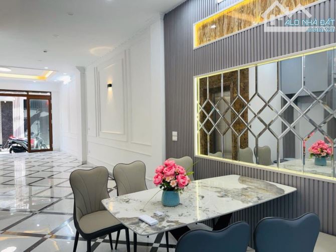 Vĩnh Quỳnh - Đại Thanh 100m x 6 tầng, mặt tiền 4.5m, giá 11.2 tỷ thương lượng - 1