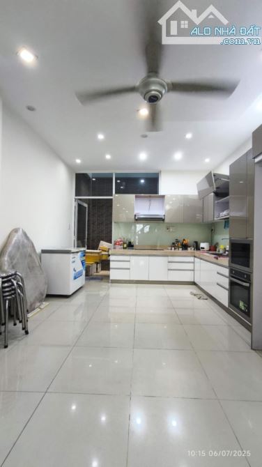 🚩 Hẻm xe hơi – 4 tầng – 4PN, 4WC – Vài bước ra mặt tiền – 82m² chỉ 8.5 tỷ - 1