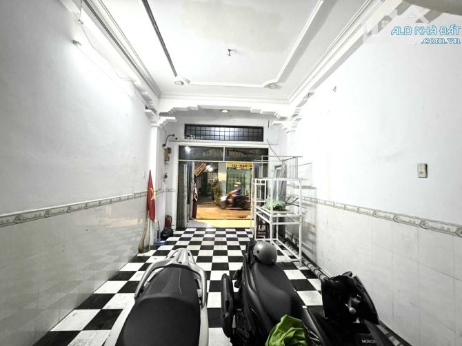 Bán Nhà Mặt Tiền Ngay Âu Cơ, Tân Phú, 50M2, 4 Tầng, Thu Nhập 30Tr/Th - 1