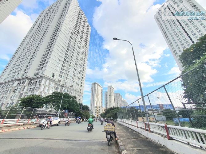 Bán toà nhà VP 5 tầng 120m² – khu phân lô Quận 7 – giá 22.5 tỷ - 1