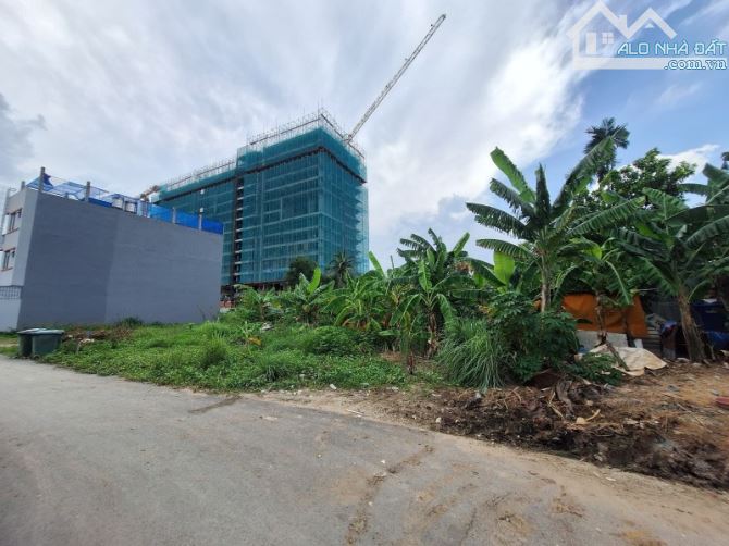 Q9 - GẤP BÁN -  200M2(10*20) - HẺM RỘNG 6M, ĐƯỜNG LÒ LU, PHƯỜNG TRƯỜNG THẠNH - NHỈNH 9 TỶ - 1