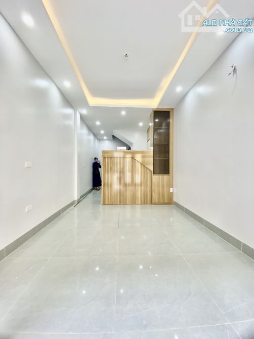 Nhà Mới Hồ tùng Mậu-5 tầng sẵn ở luôn,30m ra oto,cạnh đại học thương mại,đầu tư dòng tiền - 1