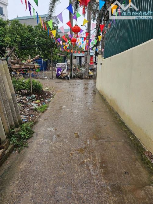 Mảnh đất đầu tư 33m2 ô tô chạy vòng quanh giá 4.35 tỷ thôi - 1