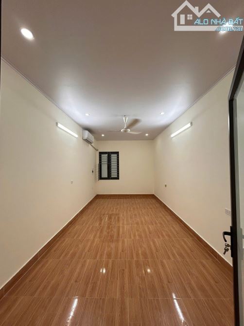 BÁN NHÀ CHỢ KHÂM THIÊN–27M²–3 TẦNG–GIÁ 5.6 TỶ–NHÀ MỚI ĐẸP–2 THOÁNG TRƯỚC SAU – 3 NGỦ - 1