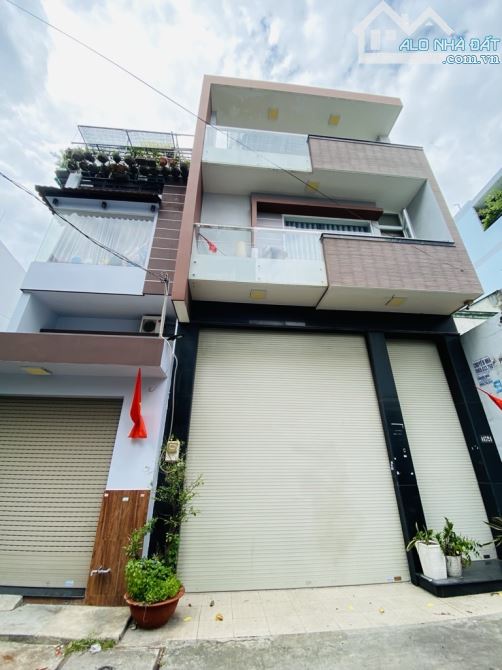 NHÀ 4 TẦNG NGANG HƠN 6M CÓ HẦM RẤT PHÙ HỢP LÀM VP CTY  Đất Mới-Bình Trị Đông A Bình Tân, - 1