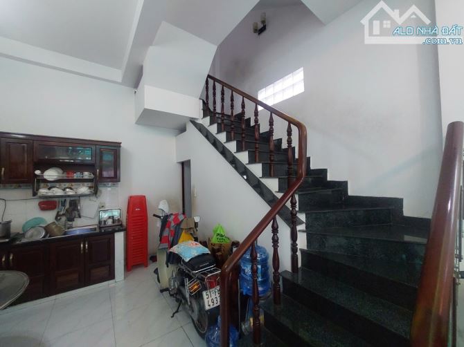 NHÀ HIẾM – HẺM XE HƠI – GẦN ĐỖ XUÂN HỢP – PHƯỚC LONG B – 1 TRỆT 2 LẦU – GIÁ CHỈ 5.X TỶ - 1