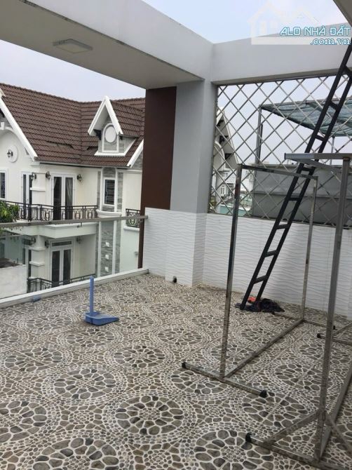 SIÊU PHẨM NHÀ 4 TẦNG NGANG HƠN  6M  BỀ THẾ NGAY BÌNH TRỊ ĐÔNG LÊ VĂN QUỚI - 1