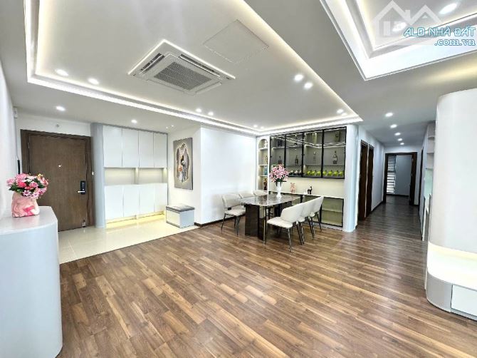 Siêu Phẩm Goldmark City – 120m² – Full Nội Thất Cao Cấp – Giá Chỉ 10.2 Tỷ - 1