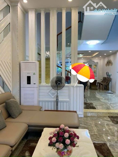 BÁN NHÀ 3 TẦNG MẶT TIỀN ĐƯỜNG NGUYỄN MẬU TÀI,HÒA XUÂN,CẨM LỆ VỊ TRÍ ĐẸP - 1
