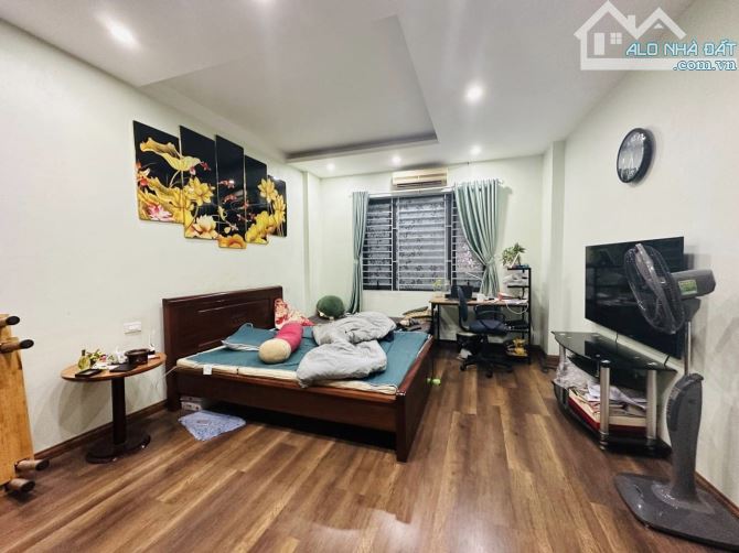 CỰC HIẾM, MỘT CĂN DUY NHẤT 50M2 x 4 TẦNG, PHÂN LÔ NGÕ Ô TÔ THÔNG, PHỐ TÂY SƠN – ĐỐNG ĐA. - 1