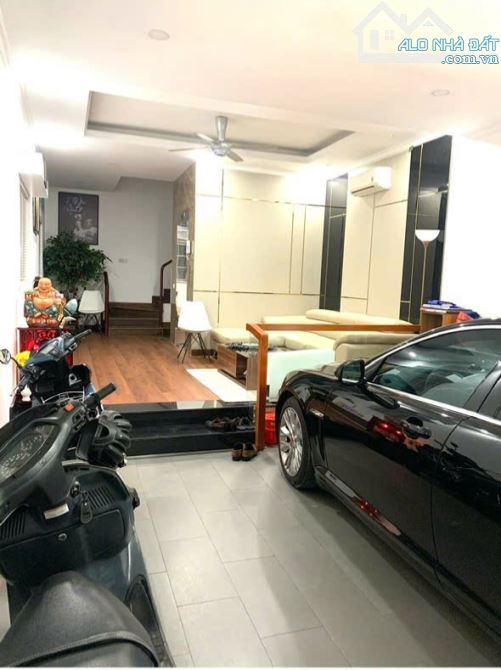 HX tải 1/ Lê Văn Sỹ p.10 Phú Nhuận  5x15m ,1 trệt 5 lầu thang máy  View 3 mặt thoáng . - 1
