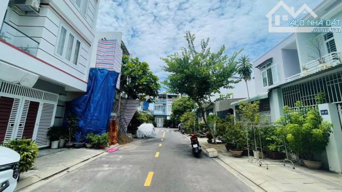 Lô Siêu đẹp đã có sổ đỏ 72m2 mặt 4,5m hướng ĐB khu TĐC Phước Long giá tốt 6,15 tỷ - 1