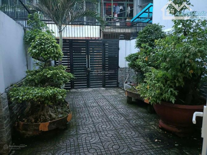 Nhà giá rẻ DT 4,4x29m (CN 115m2) 9,6 tỷ - Lê Văn Huân - p13 Tân Bình - 1