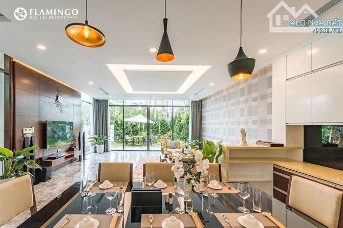 Bán gấp căn góc biệt thự Hoàng Oanh, kinh doanh tốt, Flamingo Đại Lải. - 1