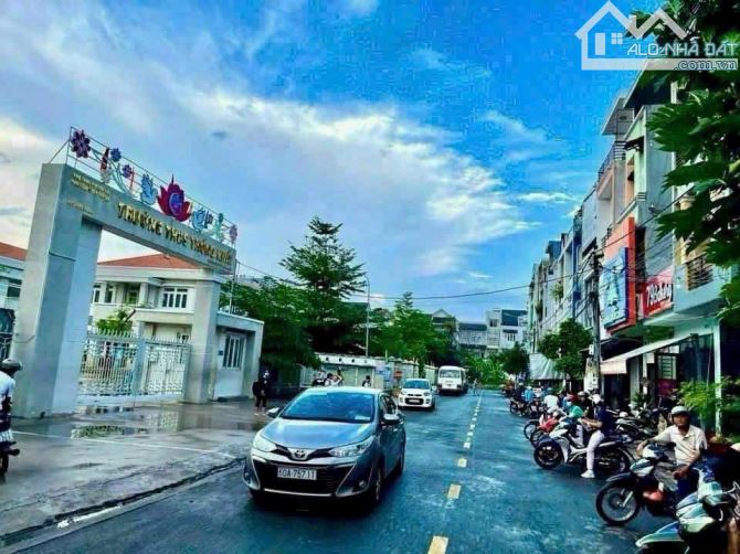 Bán đất biệt thự sổ riêng thổ cư p. Thống Nhất - 1