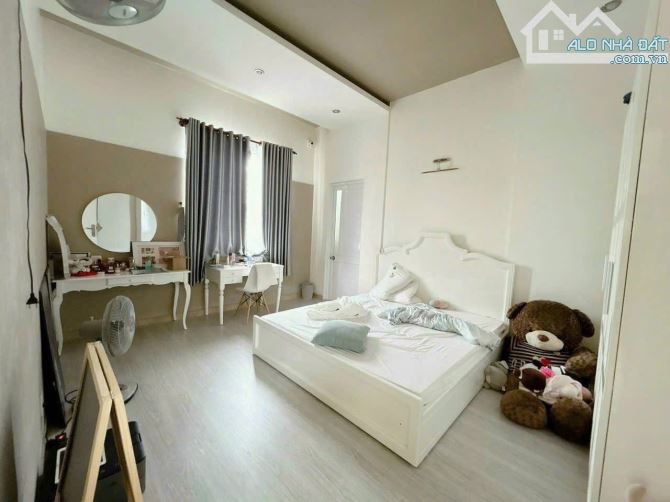 Bán nhà 1 trệt 1 lầu sổ riêng thổ cư p. Trung Dũng - 1