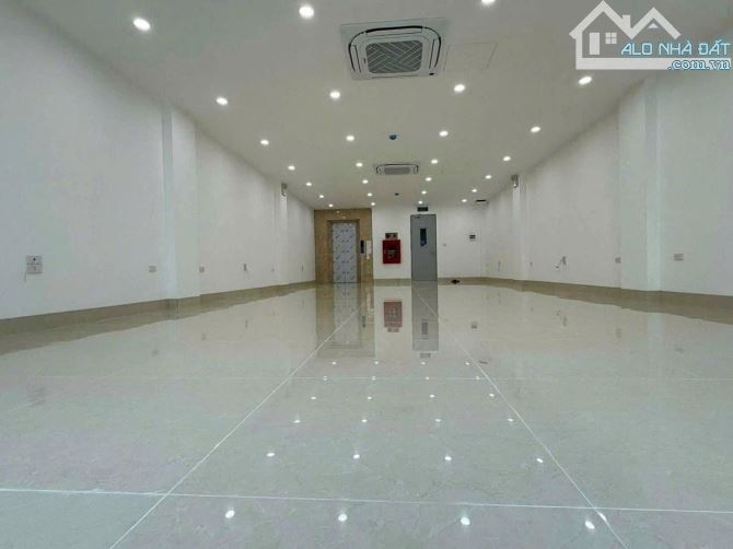 Bán nhà phố Xuân Thủy 130m2, 9 nổi 1 hầm, mặt tiền 6m vỉa hè 2 thoáng 87 tỷ VIP cầu giấy - 1