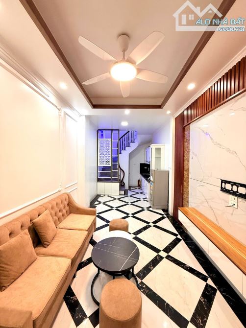 NHÀ ĐẸP HIẾM – CỔ NHUẾ, BẮC TỪ LIÊM – 50M Ô TÔ ĐỖ – 31M² – 5 TẦNG – CHỈ 6.5 TỶ - 1