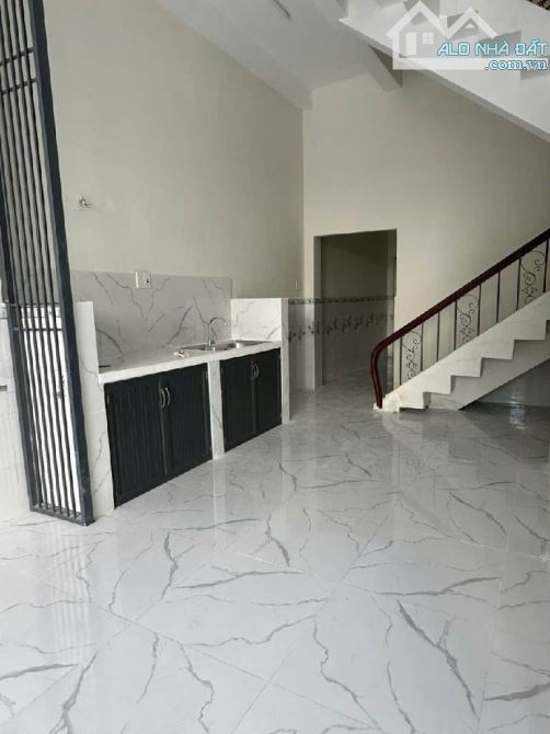 Bán gấp nhà Nguyễn Tư Giản 3 tầng 4m x15m hẻm 8m giá chỉ nhỉnh 7 tỷ - 1