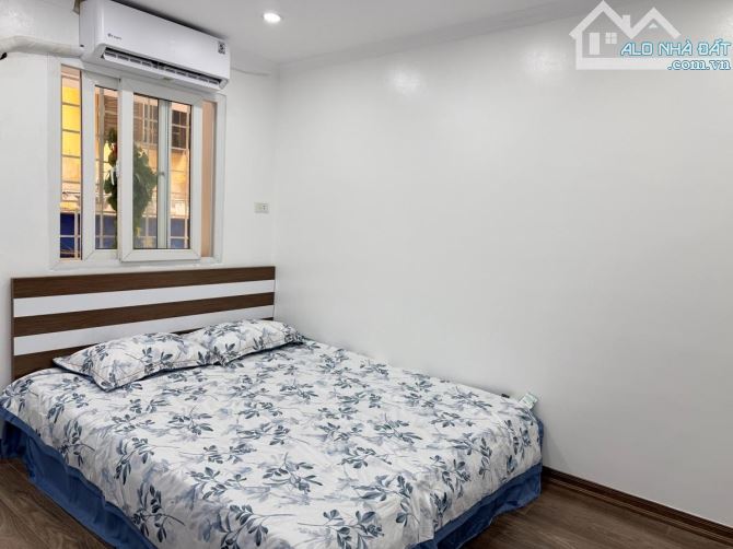 Bán tập thể Nguyễn Chí Thanh 3 ngủ - 90m2 - tầng 2 ngõ oto - full nội thất về ở ngay - 1