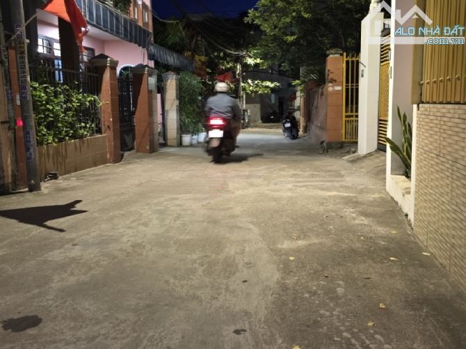 # Kiệt Ô tô, 40m ra MT DŨng Sĩ Thanh Khê, khu Đại Học, 110m2, ngang 5, 4.x tỷ - 1