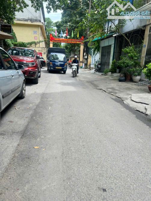 BÁN NHÀ PHÂN LÔ TRẦN BÌNH - CG, 59M2 5T, MT 4M, NGÕ OTO TRÁNH, VỈA HÈ, KINH DOANH. 19.5 TỶ - 1
