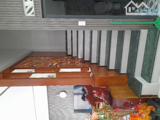 NHÀ ĐẸP - HẺM XE HƠI – KHU AN NINH - DÂN TRÍ CAO - SÁT MẶT TIỀN - 82M2 - 11.2 TỶ - 1