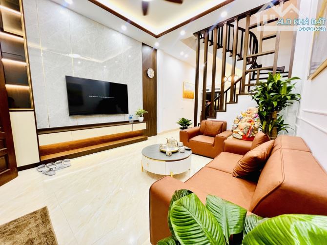 Nhà  Gốc Đề, Đền Lừ mới đẹp 4pn ở luôn 40m2 giá 7.6 tỷ - 1
