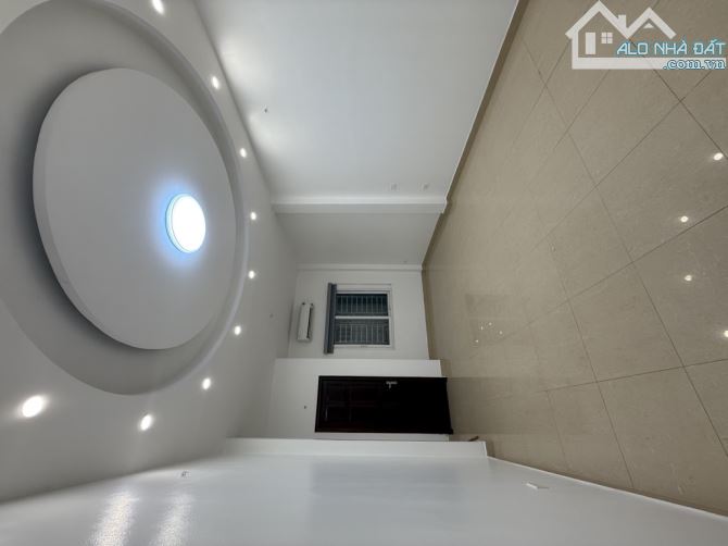TRUNG TÂM ĐỐNG ĐA– 50M Ô TÔ TRÁNH – 7 TẦNG – 4 NGỦ - 1