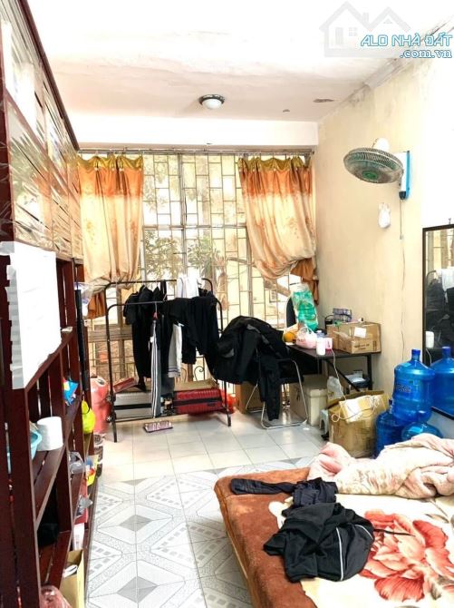Biệt thự Nguyễn Trãi quận Thanh Xuân 194m2 MT25m-4 Tầng Ô Tô Vào Nhà Ở Hoặc Xây Toà Đẹp - 1