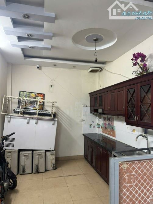 PHỐ PHAN ĐÌNH GIÓT -34M-5 TẦNG-8,8 TỶ, NGÕ THÔNG ÔTÔ - 1