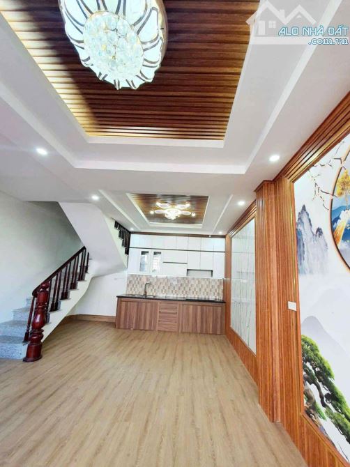 Bán nhà Yên Lộ- Yên Nghĩa: 35m*5tầng, ô tô vào, gần trường đại học, nhỉnh 5tỷ - 1