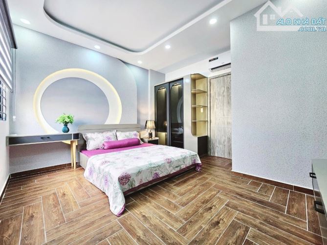 Bán nhà Phạm Văn Hai - gần Trướng Sa - DT 6.3 x 10.5 - 3 tầng - giá 7.8 tỷ TL - 1
