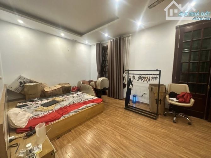 Bán siêu phẩm mặt ngõ Đội Cấn quận Ba Đình - Sổ đỏ 108m2- 5 tầng - MT 7m -  Giá 40 tỷ - 1