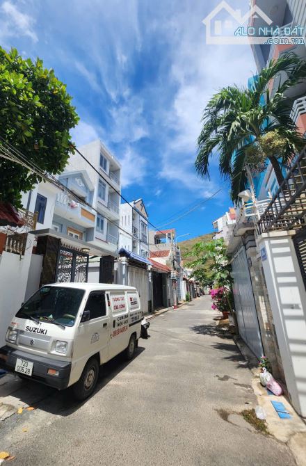 BÁN CĂN NHÀ 1T2L DỌN VÀO Ở NGAY, HẺM OTO PHAN CHU TRINH, PHƯỜNG 2 - RA BÃI SAU CHỈ 5 PHÚT - 1