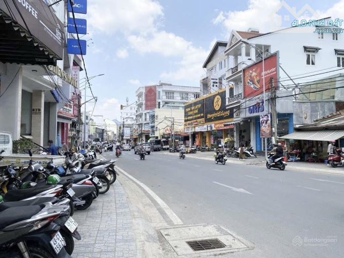 NHÀ 2MT PHAN ĐÌNH PHÙNG 120m2 VUÔNG VỨC 4 TẦNG HOÀN CÔNG HĐ THUÊ 60TR/TH - 1