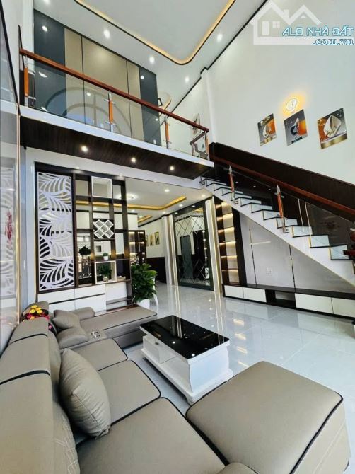 NHÀ GÁC LỬNG NGAY TRUNG TÂM PHƯỜNG CHỈ 500TR SANG TÊN NHẬN NHÀ - 1