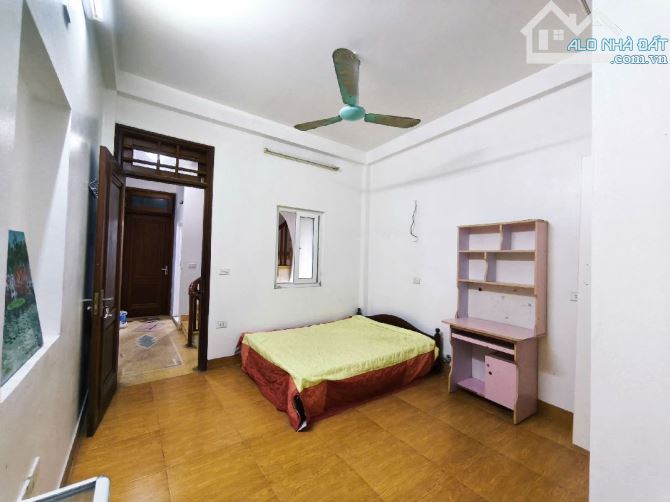 Bán nhà Trương Định ngõ thông kinh doanh, Dt 55m2, 5t, mt 4.2m, 12 tỷ. - 1
