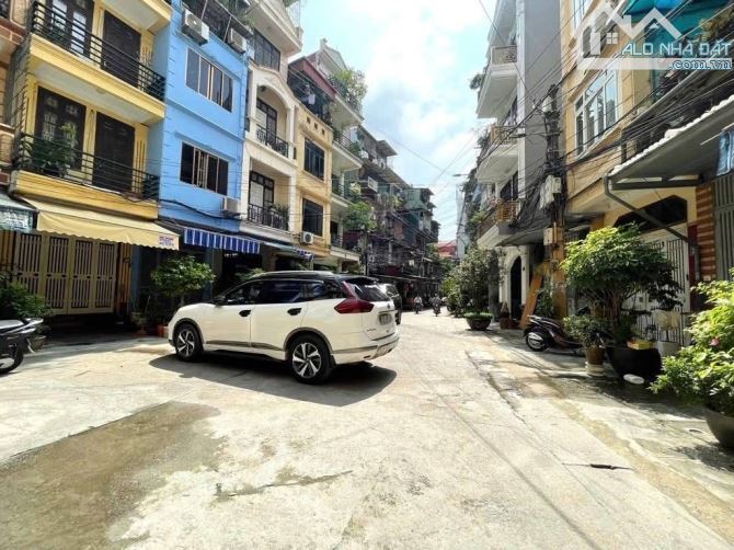 Bán nhà Phú Diễn 3 tầng 65m2 ô tô tránh lô góc kinh doanh đông dân chỉ 14,x tỷ - 1