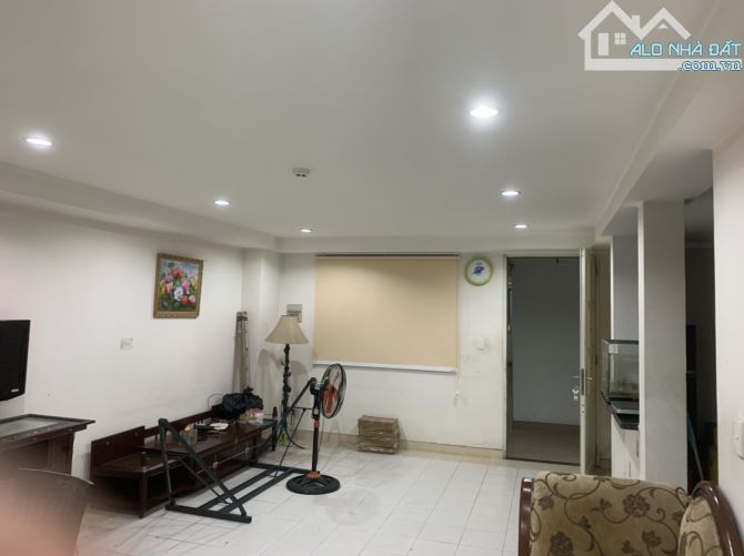 Cần bán căn hộ chung cư tòa nhà ACB 132/3E ông ích khiêm, Phường 5, Quận 11, diện tích 102 - 1