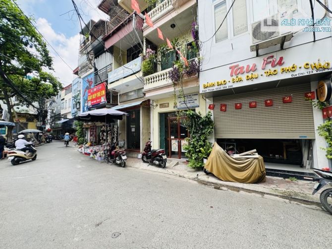 Bán nhà mặt phố Phú Diễn 5 tầng 192m2 ô tô tả tránh kinh doanh đông dân chỉ 44,x tỷ - 1