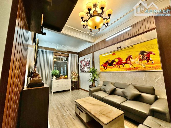 Siêu hot! Nhà tập thể quân đội Vương Thừa Vũ, 65m2, 3 ngủ 1 vs. NT xịn đẹp. Giá 4,3 tỷ - 1
