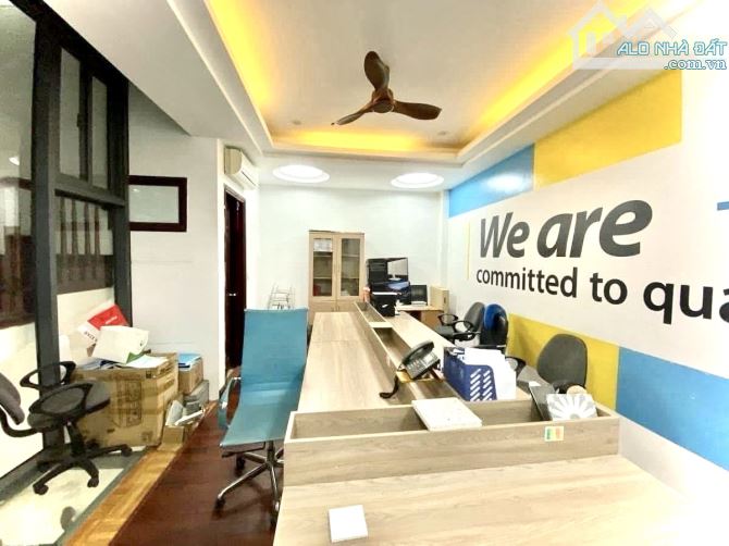 Mặt ngõ Mai Anh Tuấn, ô tô tránh, vào nhà, KD, gần phố, nhà KCBT, cho thuê 35tr/th